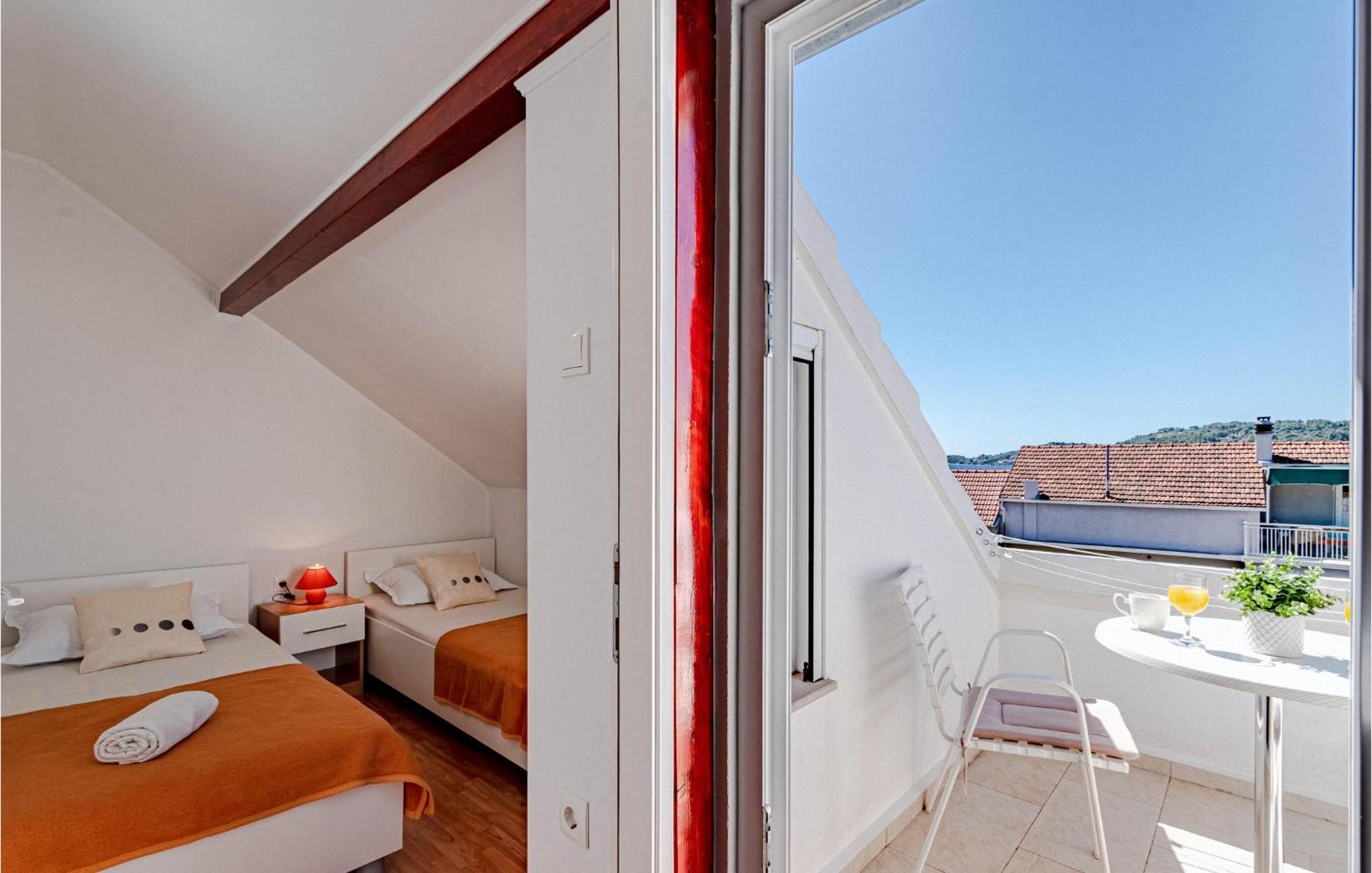 Beautiful Apartment In Vela Luka With Wifi Luaran gambar